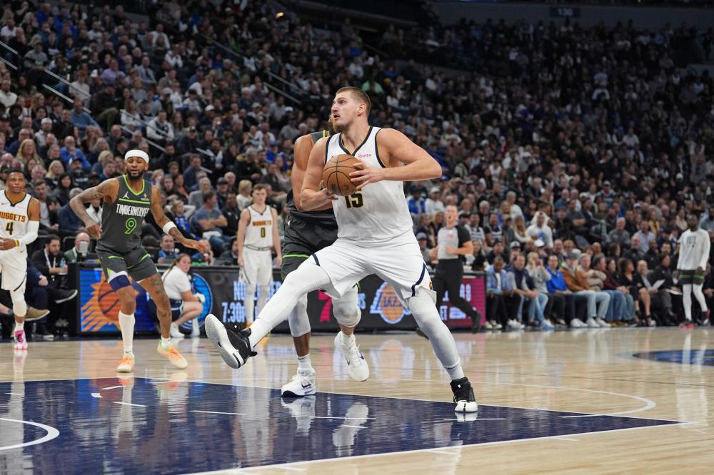 调整阵容的 调整阵容的